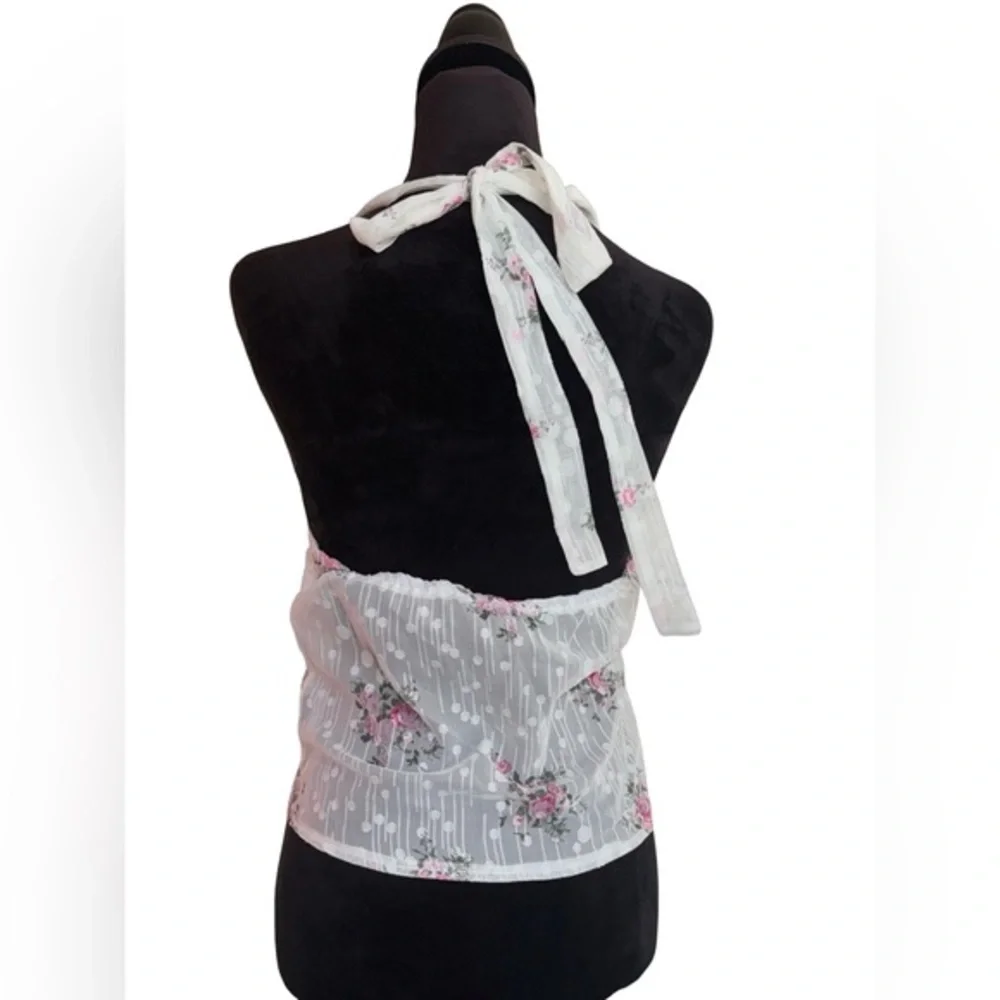 halter‎ top in white with pink floral print size medium